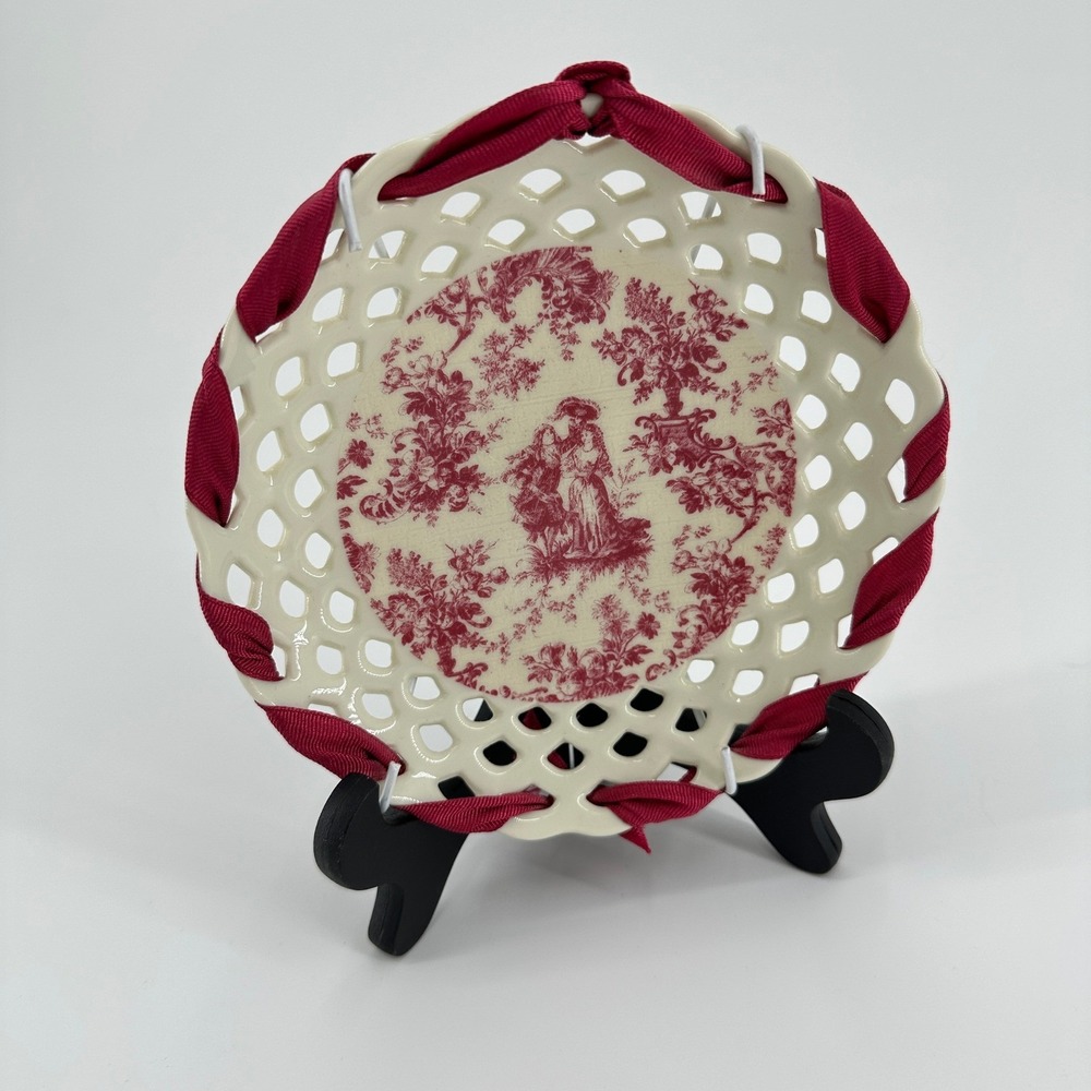 Red Toile Lattice Ceramic Decorative Plate with Burgundy Ribbon Woven Border